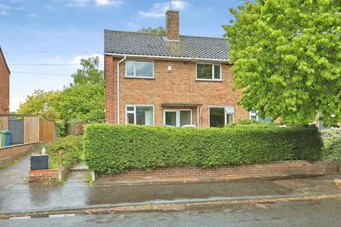 3 bed property, in Deloney Road, £180,000