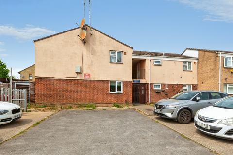 1 bed property, in Greystoke Road, £195,000