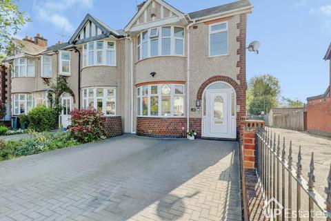 3 bed property, in Bromleigh Drive, £270,000