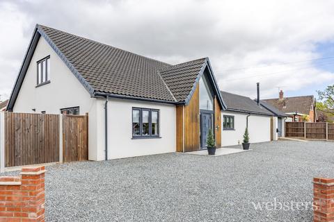 5 bed property, in Springfield Road, £650,000