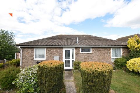 3 bed property, in Horley Close, £260,000
