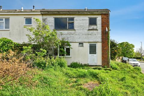 3 bed property, in Westfields, £110,000