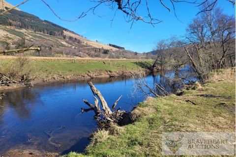 Land, in Braveheart 4, £5,000