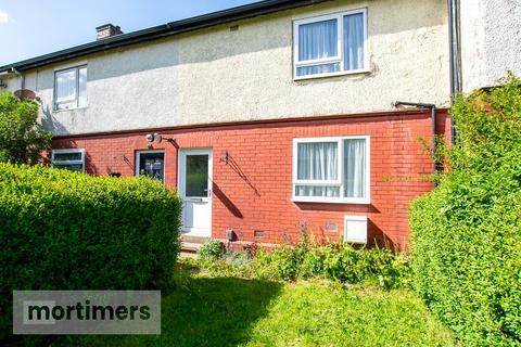 2 bed property, in Ribbleton Drive, £125,000