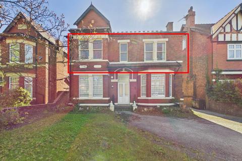2 bed property, in Curzon Road, £150,000