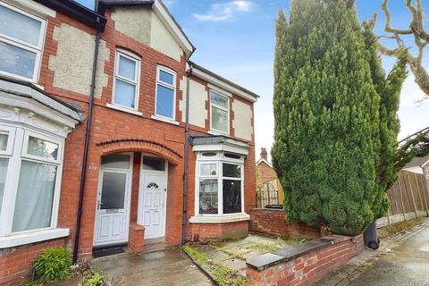 3 bed property, in Jeffcock Road, £225,000
