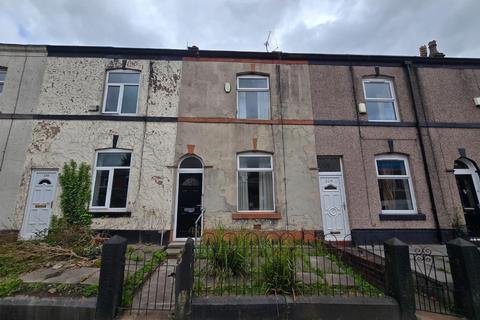 2 bed property, in 228 Hornby Street, £90,000