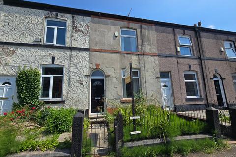 2 bed property, in 228 Hornby Street, £90,000