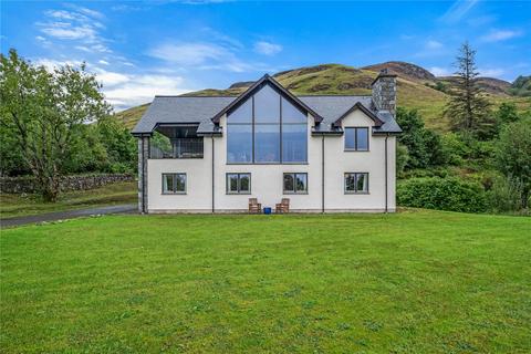 5 bed property, in 1 Carr Brae, £600,000