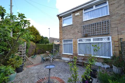 3 bed property, in Luther Way, £210,000