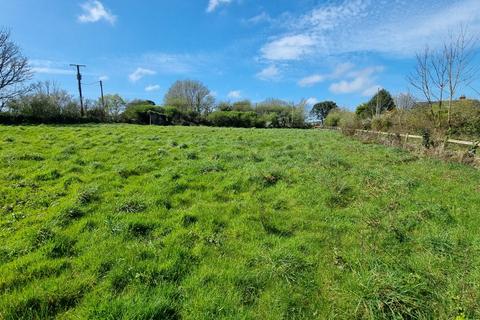 Land, in Coombe Terrace, £175,000