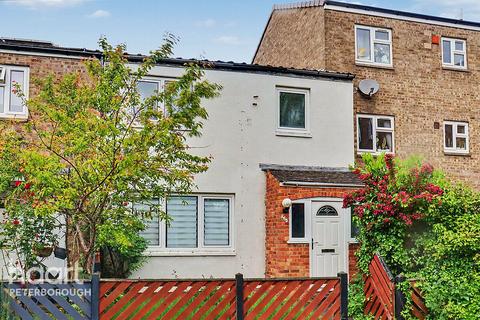 3 bed property, in Redmile Walk, £190,000