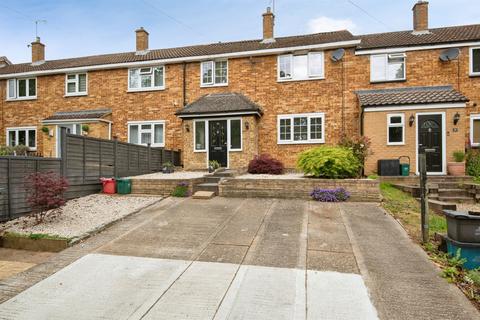 3 bed property, in Tye End, £365,000