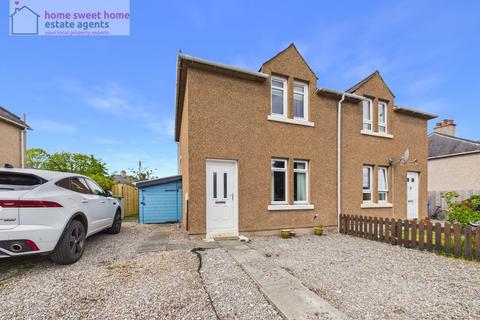 2 bed property, in Smith Avenue, £180,000