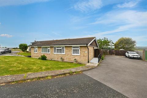 2 bed property, in Sevenoaks Road, £280,000