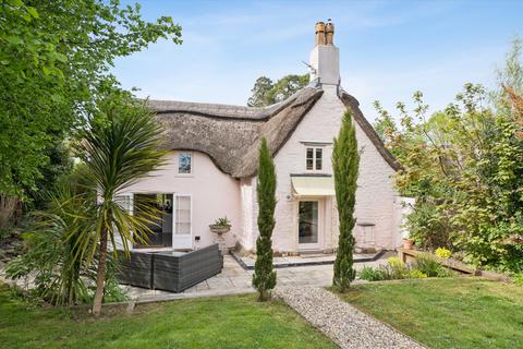 3 bed property, in The Chalks, £750,000