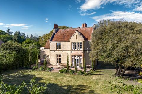 6 bed property, in Foxhall Road, £2,000,000