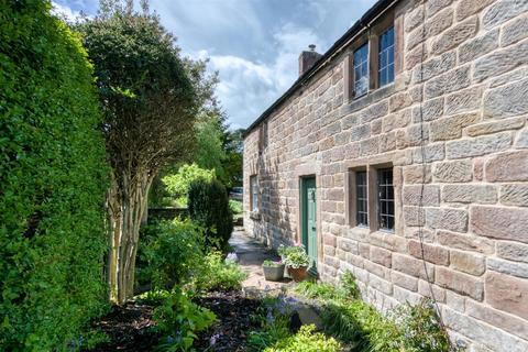 3 bed property, in The Flatts, £400,000