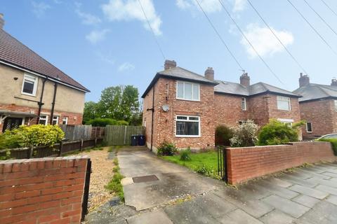3 bed property, in Oak Avenue, £189,995