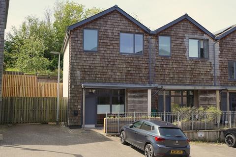 3 bed property, in Sawmill Close, £450,000