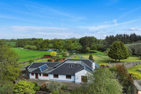 7 bed property, in Mill Grange, £765,000