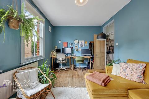 1 bed property, in Seal Street, £420,000