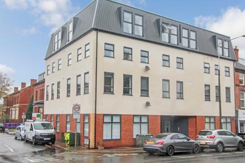 2 bed property, in 453 West Derby Road, £40,000