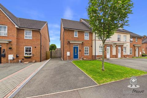 3 bed property, in Penhurst Way, £210,000