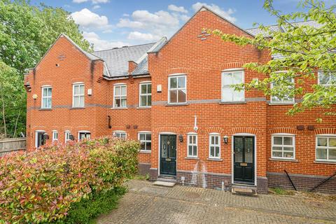 2 bed property, in Woodyates Road, £375,000