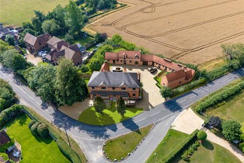 Land, in The Verney Arms, £500,000