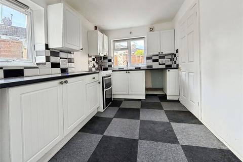 3 bed property, in Brooklyn Paddock, £250,000