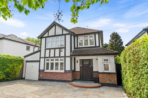4 bed property, in Warren Road, £950,000