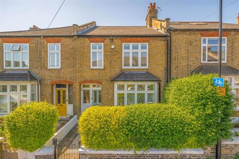 3 bed property, in Bartram Road, £925,000