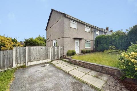 3 bed property, in Preston Road, £155,000