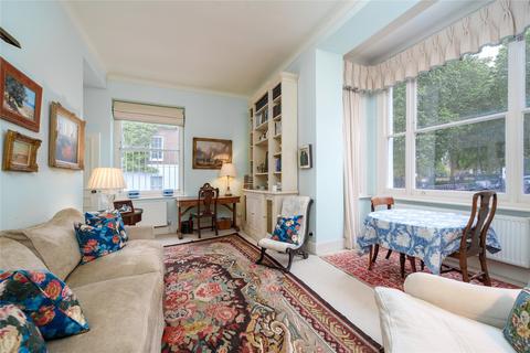 1 bed property, in St Leonards Terrace, £795,000