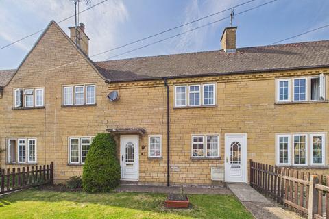 3 bed property, in Rye Close, £325,000