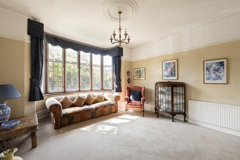 6 bed property, in St. Austell Road, £1,600,000