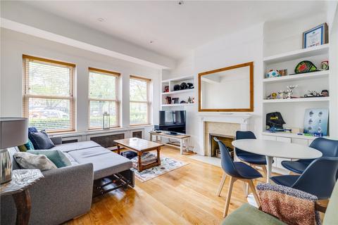 1 bed property, in Parsons Green, £750,000