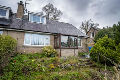 3 bed property, in 56 Tor View Contin, £149,000