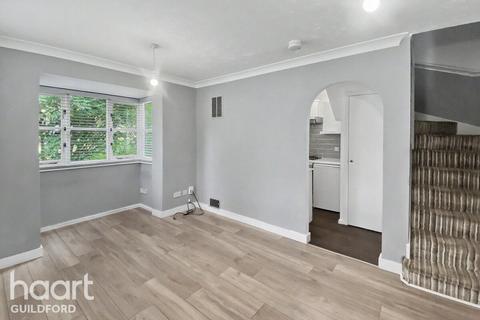 1 bed property, in Devoil Close, £290,000