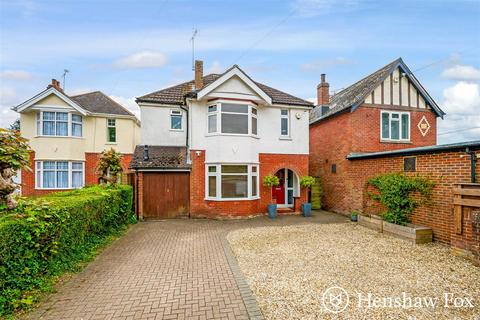 4 bed property, in Botley Road, £735,000