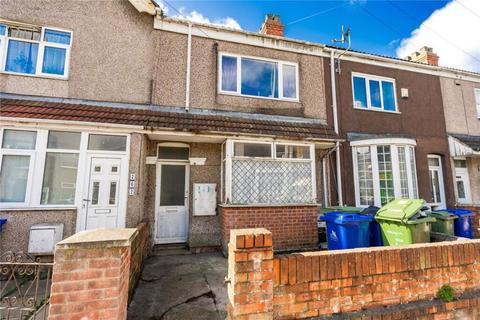 2 bed property, in Wellington Street, £35,000