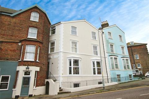 1 bed property, in Ramsgate Road, £150,000