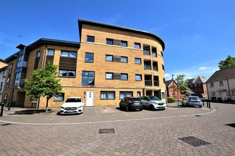 2 bed property, in 6 Juniper House 35 Pasteur Drive, £85,000