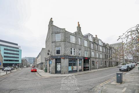 2 bed property, in 65 Summer Street, £65,000