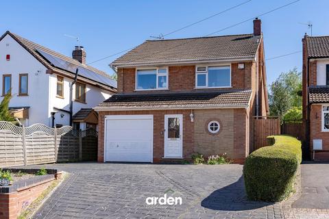 3 bed property, in Sandhills Lane, £835,000