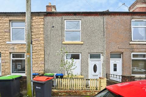 2 bed property, in Vernon Road, £65,000
