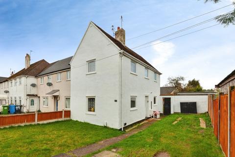 2 bed property, in Norleane Crescent, £150,000