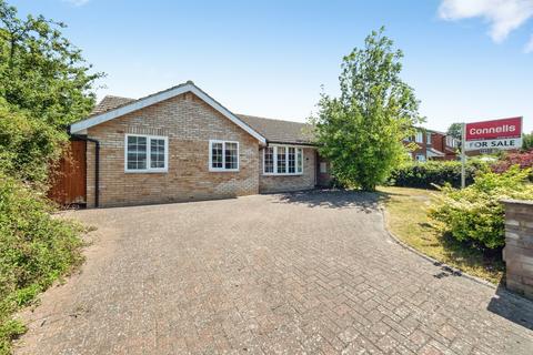 3 bed property, in Badgers Way, £390,000