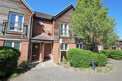 2 bed property, in The Featherworks PE21, £139,950